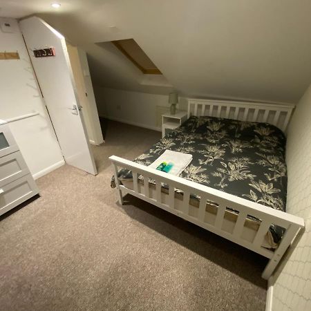 The Attic En-Suite Room Plymouth Bagian luar foto