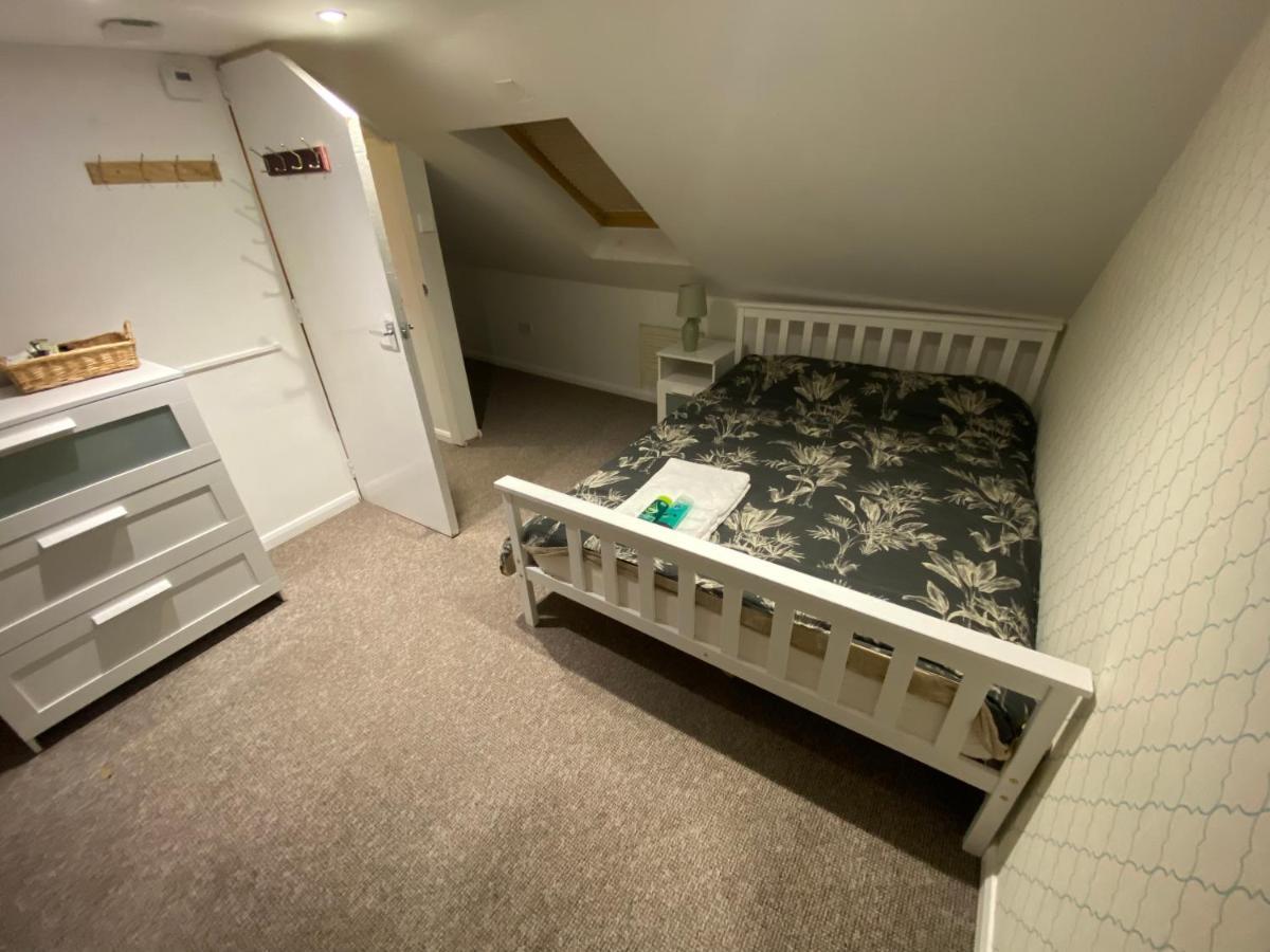 The Attic En-Suite Room Plymouth Bagian luar foto